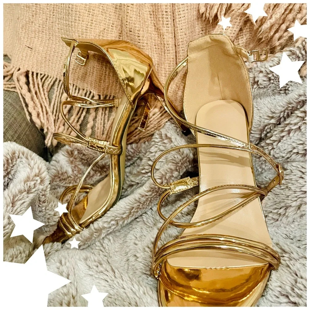 NWOT Gold Strappy Heels, Size 8